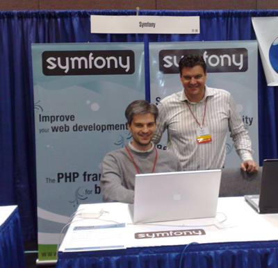 Fabien + Gregory @ symfony booth